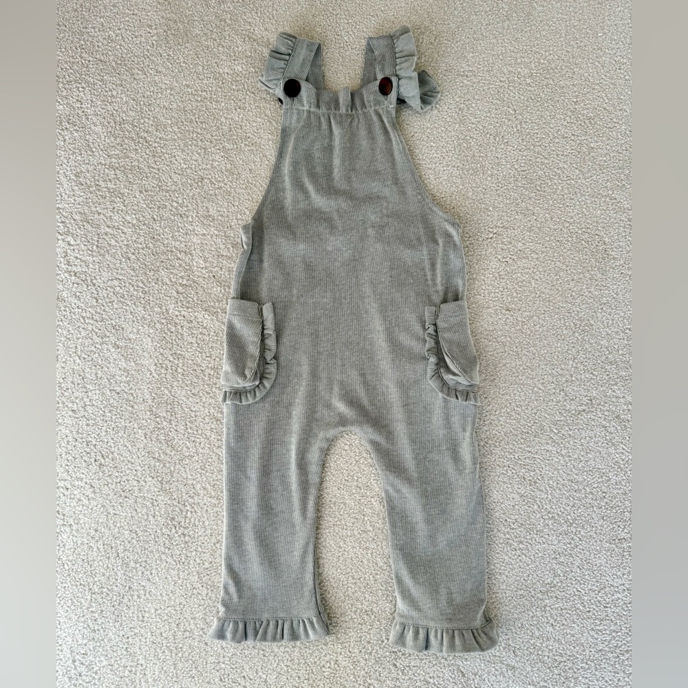 Milkbarn Gray Ruffled Overalls